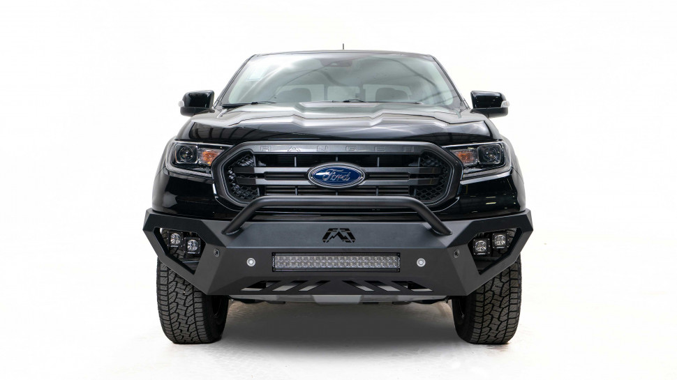 Передний бампер Vengeance Ford Ranger 19-22 Fab Fours FR19-D4851-1