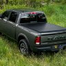 Крышка багажника складная мягкая Dodge Ram 1500/2500/3500 09-25 8' Deuce TruXedo 748901