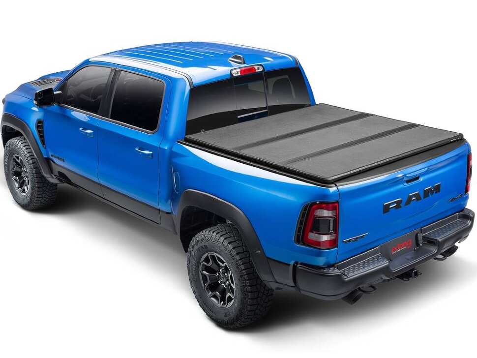 Крышка багажника складная Dodge Ram 1500 09-23 5'7" Solid Fold ALX Extang 88425