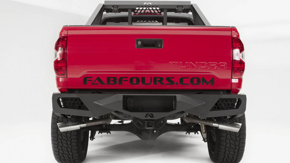 Задний бампер Vengeance Toyota Tundra 14-21 Fab Fours TT14-E2851-1