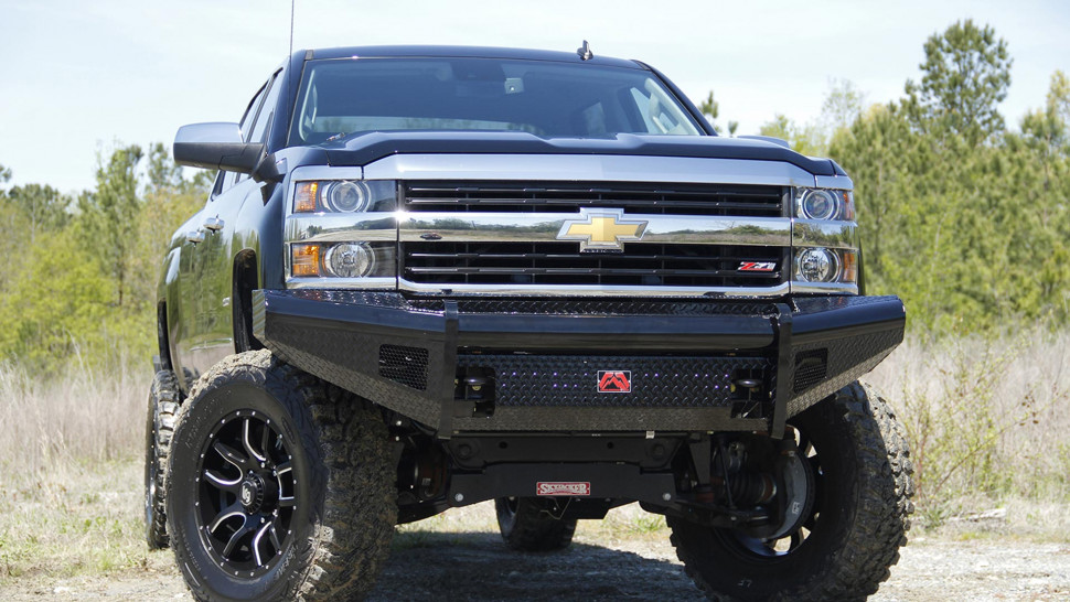 Передний бампер Black Steel Chevrolet Silverado 2500/3500 15-19 Fab Fours CH14-S3061-1