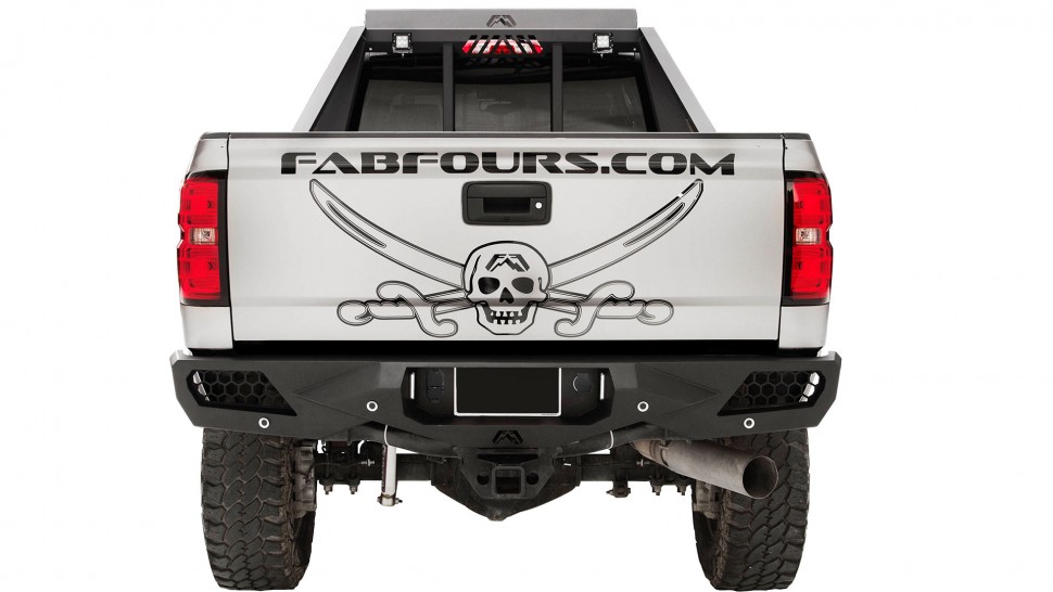 Задний бампер Vengeance Chevrolet Silverado 2500/3500 15-19 Fab Fours CH15-E3051-1