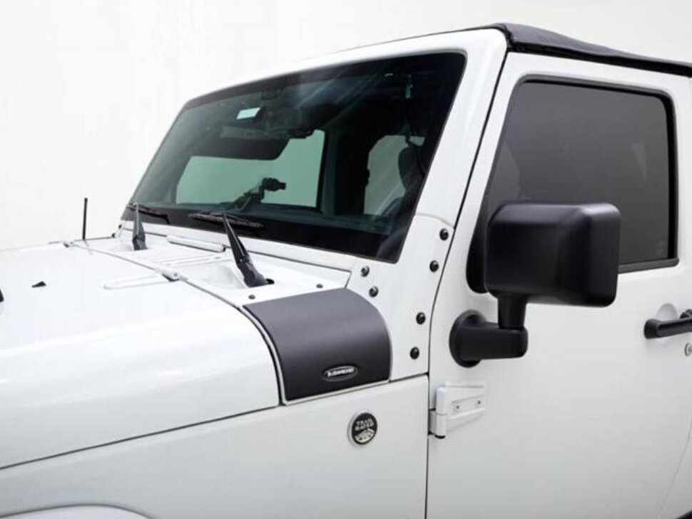 Защитa капота Jeep Wrangler JK 07-18 Trail Armor Bushwacker 14015