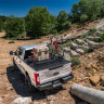 Крышка кузова выдвижная с электроприводом Ford F-150 21-22 6'7" Retrax PowertraxPRO XR T-90379