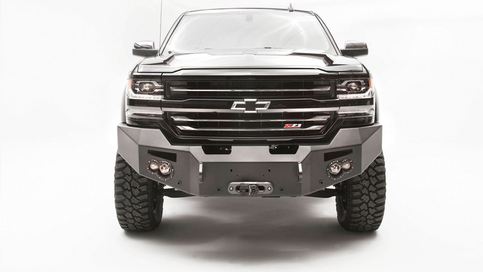 Передний бампер Premium Chevrolet Silverado 1500 16-18 Fab Fours CS16-F3851-1