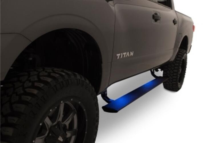 Выдвижные электрические пороги Nissan Titan/Titan XD 16-19 PowerStep AMP Research 75120-01A