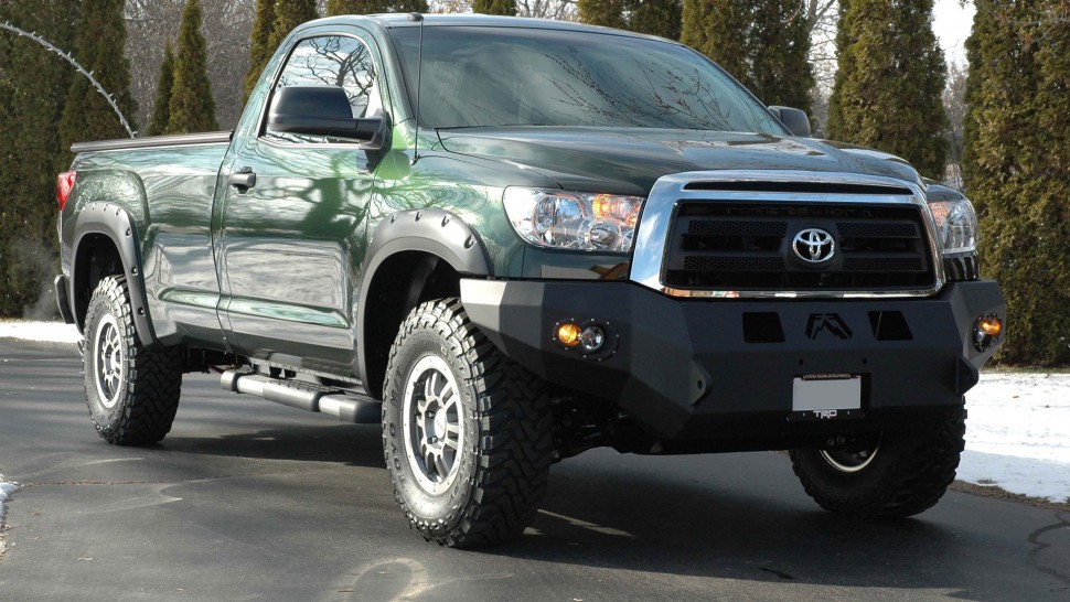 Передний бампер Premium Toyota Tundra 07-13 Fab Fours TT07-H1851-1