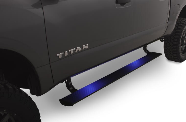 Выдвижные электрические пороги Nissan Titan/Titan XD 16-17 PowerStep AMP Research 76120-01A