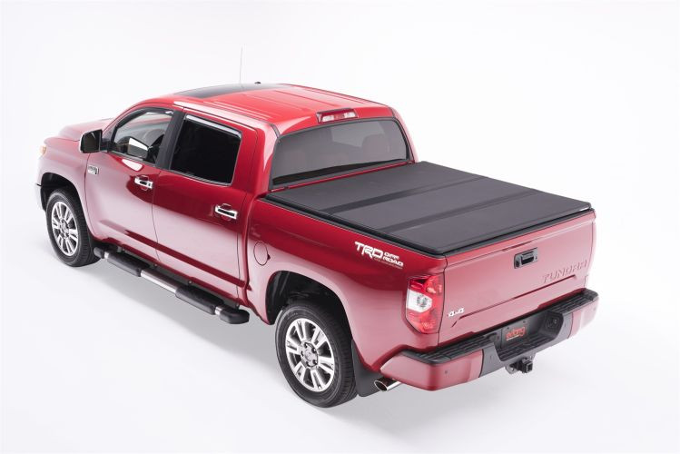 Крышка кузова складная Toyota Tundra 14-21 5'7" Extang Solid Fold 2.0 83461