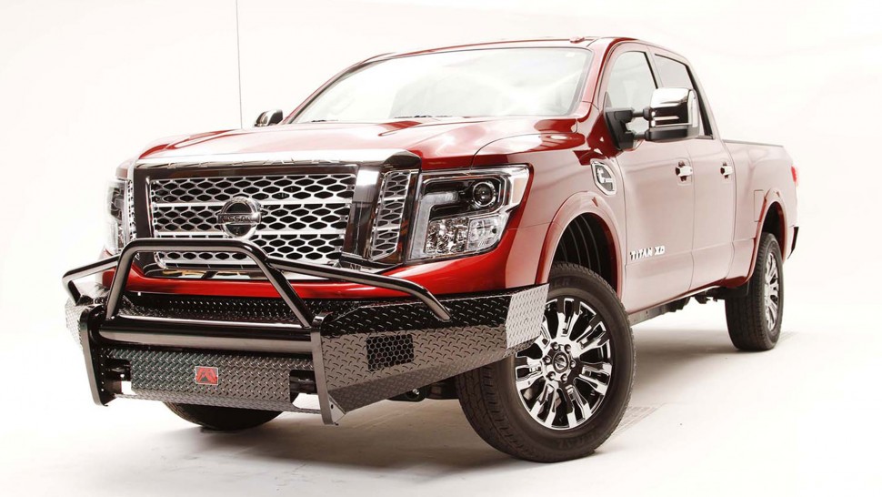 Передний бампер с центральной дугой Black Steel Nissan Titan XD 16-22 Fab Fours NT16-K3762-1