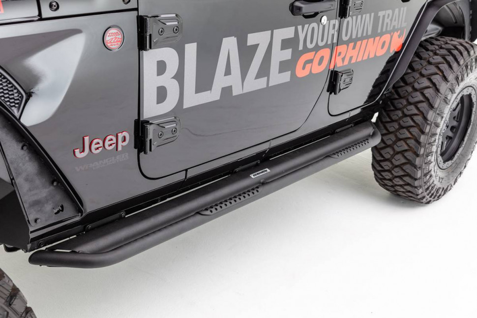 Подножки Jeep Wrangler JL 18-23 4 Door Dominator Xtreme DS Go Rhino DS4506T
