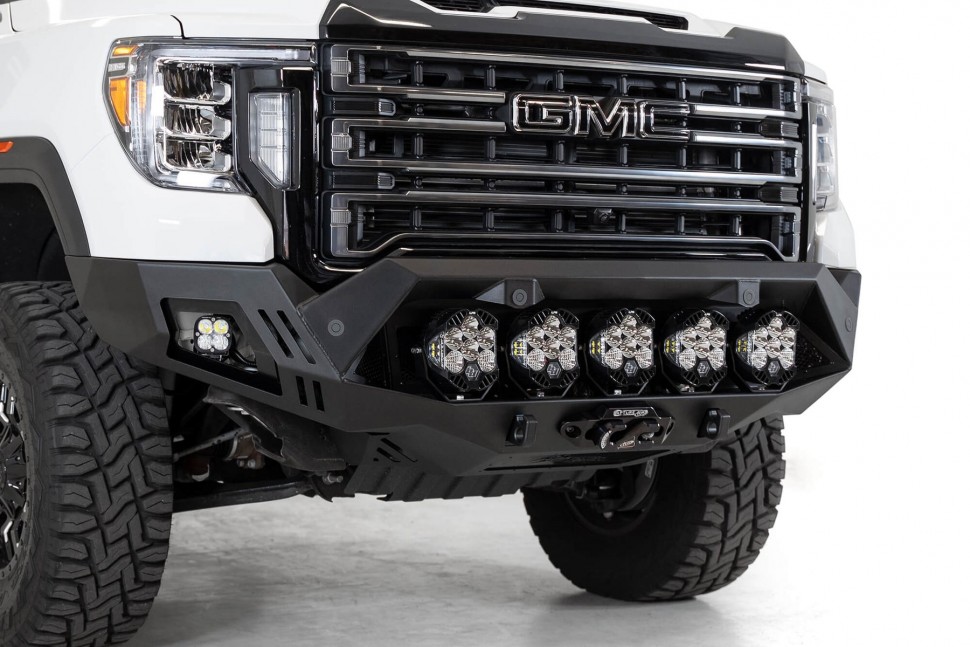 Передний бампер GMC Sierra 2500/Sierra 3500 20-22 Bomber ADD Offroad F460053500103