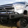 Передний бампер с центральной дугой Black Steel Elite Toyota Tundra 14-21 Fab Fours TT14-R2862-1