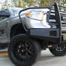 Передний бампер с защитной дугой Black Steel Elite Toyota Tundra 07-13 Fab Fours TT07-R1860-1
