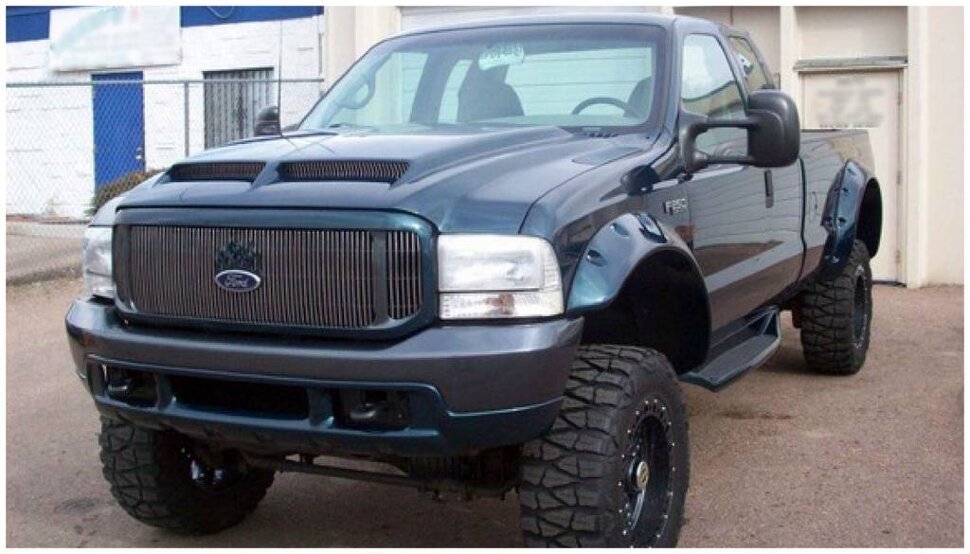Расширители колесных арок Ford F-250/F-350 00-10 задн 2шт. Cut Out Bushwacker 20046-02