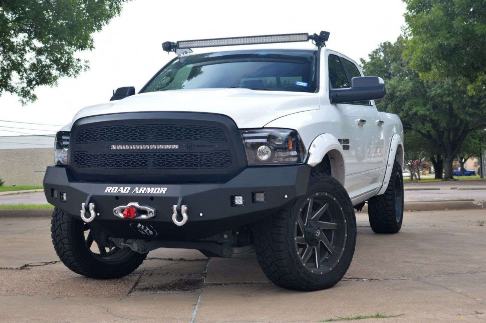 Передний бампер Road Armor Stealth Series Winch Ram 1500 Classic 13-20 (413F0B)