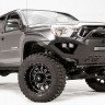 Передний бампер с центральной дугой Vengeance Toyota Tacoma 16-22 Fab Fours TT16-D3653-1