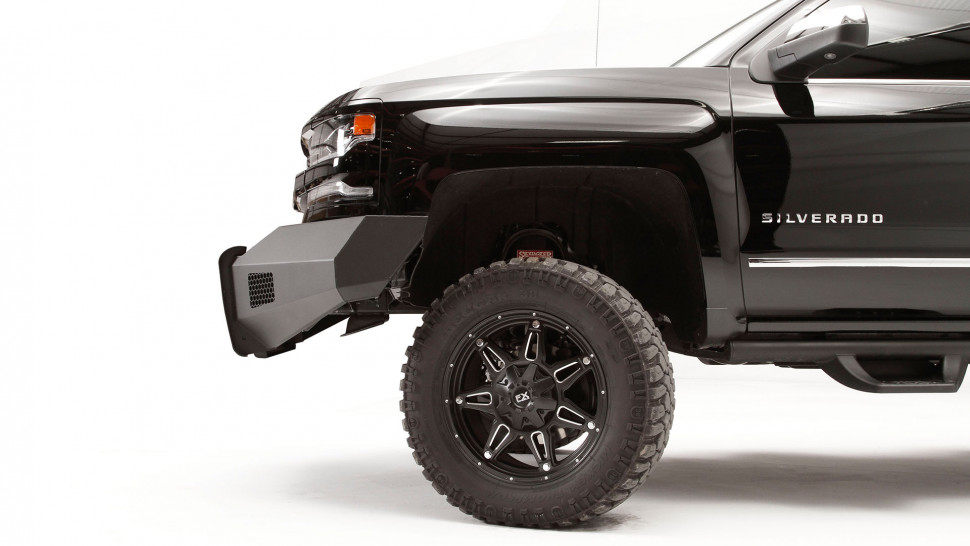 Передний бампер Black Steel Elite Chevrolet Silverado 1500 16-18 Fab Fours CS16-R3861-1